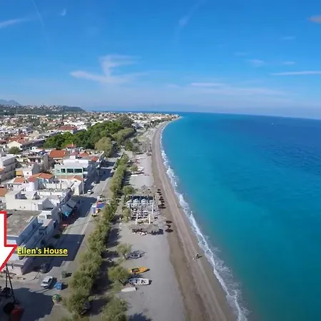 κιατο-πευκιας: Seaside Corner House With Garden Apartment